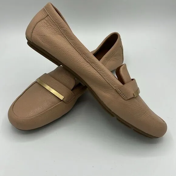 Calvin Klein Orianna loafers Size 9.5. B54