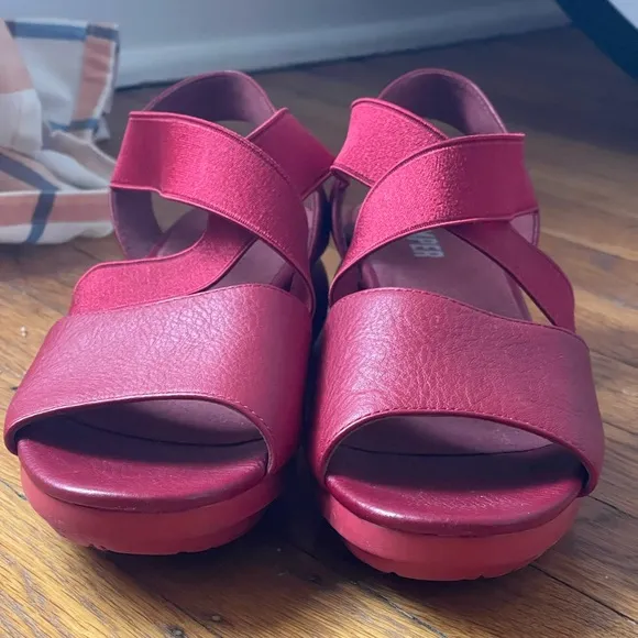 Camper Red Balloon Sole Sandals Elastic Bands 41