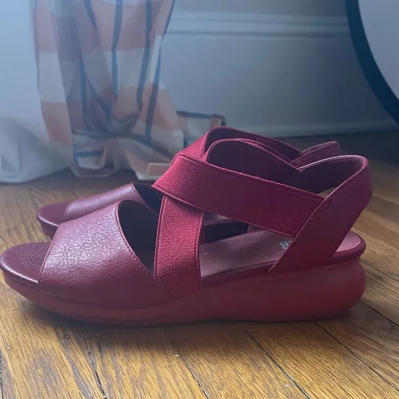 Camper Red Balloon Sole Sandals Elastic Bands 41