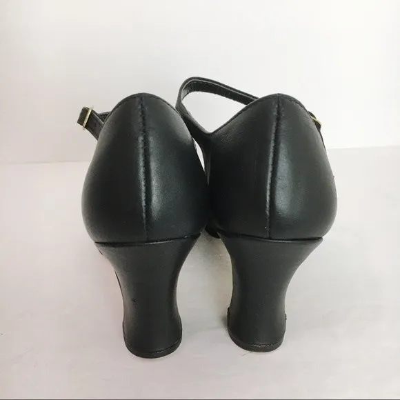 Capezio 653 Big Girls Womens SZ 4 Manhattan Character Black Dance Shoes Heels