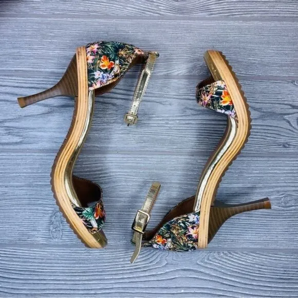Carmen Steffens Strappy floral cloth heel pumps shoes Size 37/39 or 8