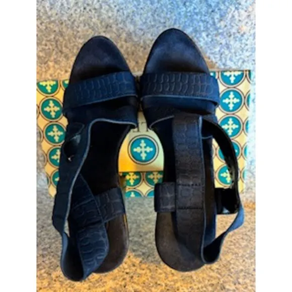 Charleston Shoe Co. Ponte Vedra Navy Blue Coco Sz 8 Heels NWT