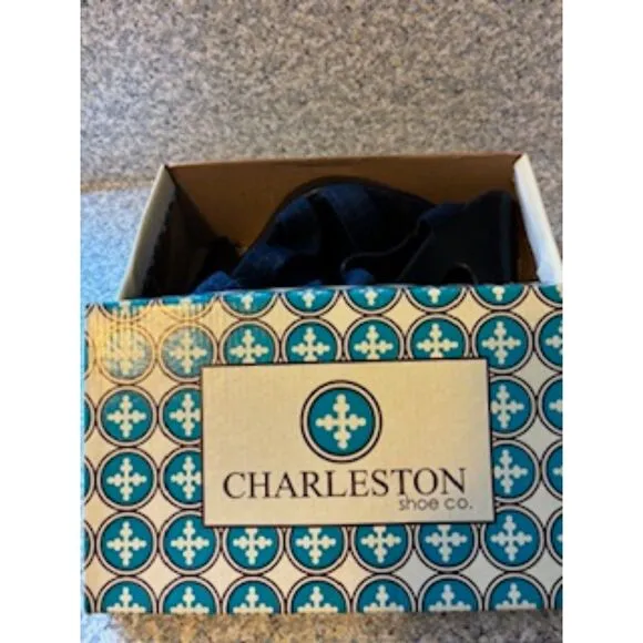 Charleston Shoe Co. Ponte Vedra Navy Blue Coco Sz 8 Heels NWT