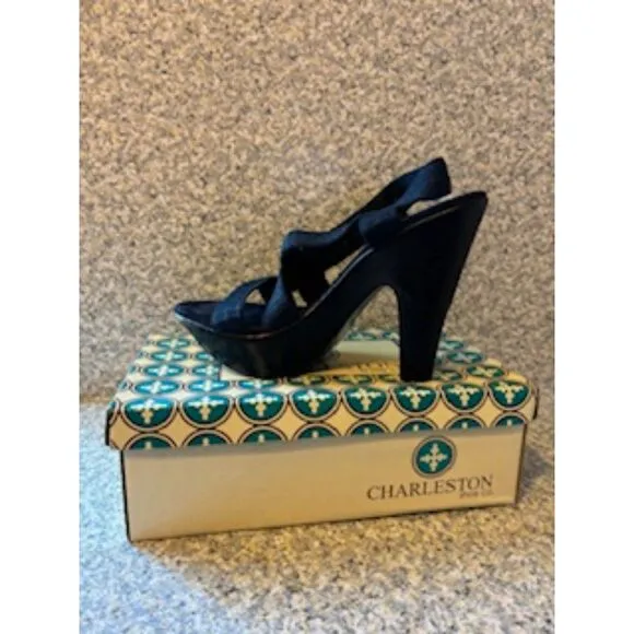 Charleston Shoe Co. Ponte Vedra Navy Blue Coco Sz 8 Heels NWT