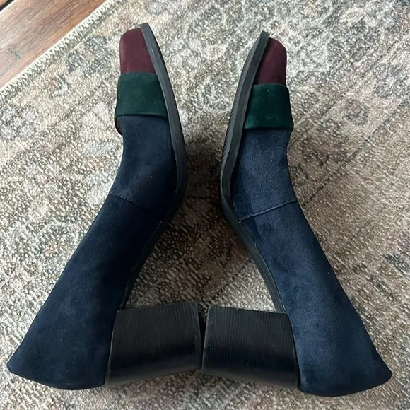 Clarks Artisan Suede Tarah Brae Colorblock Navy Blue Green Block Heels Pumps 11