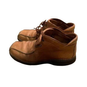 Clarks brown leather chukka style boots shoes men's size 10.5