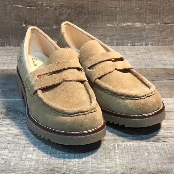 Clarks - Eden Style - Tan Suede