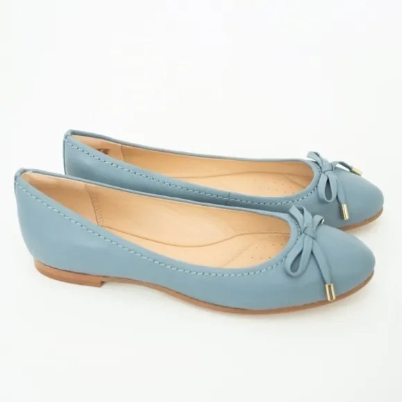 Clarks. Gracy Lilly Shoe.