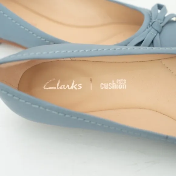 Clarks. Gracy Lilly Shoe.
