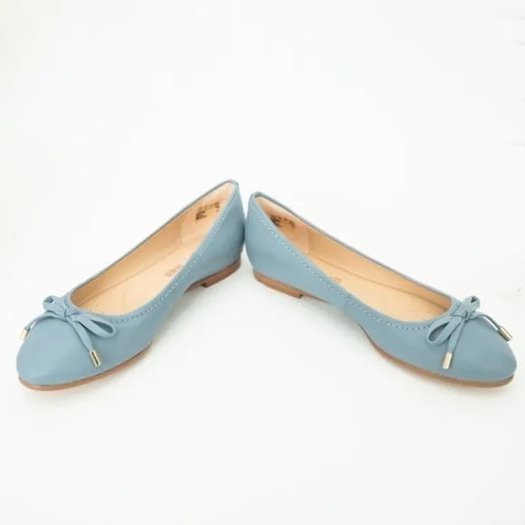 Clarks. Gracy Lilly Shoe.
