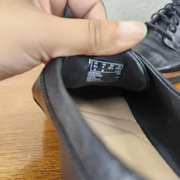 Clarks Original Women Leather Black Oxford Shoes (7)