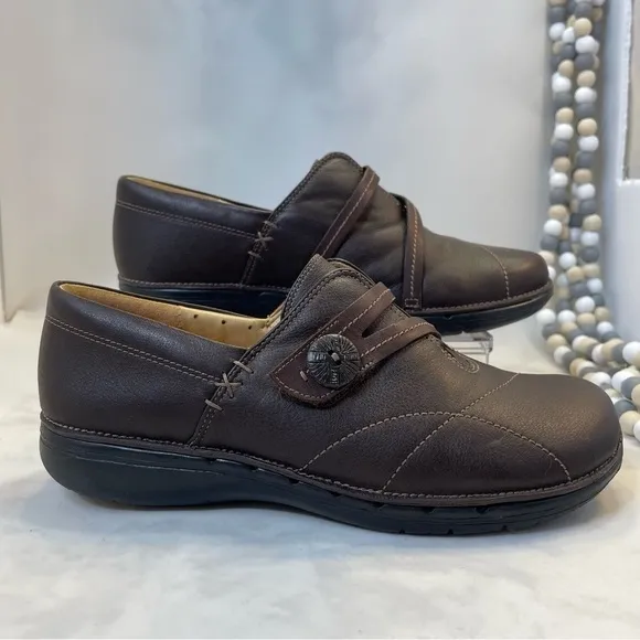 Clarks Unstructured Un.Esma Brown Leather Slip On Loafer Comfort Shoes 7W