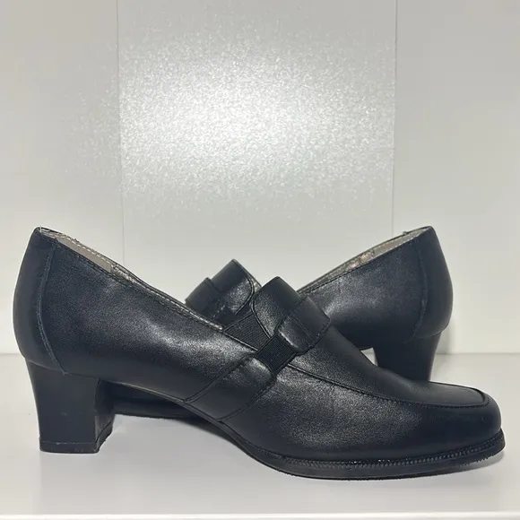 Classic Black Women's 38 spring step leather heeled loafers comfortable classy