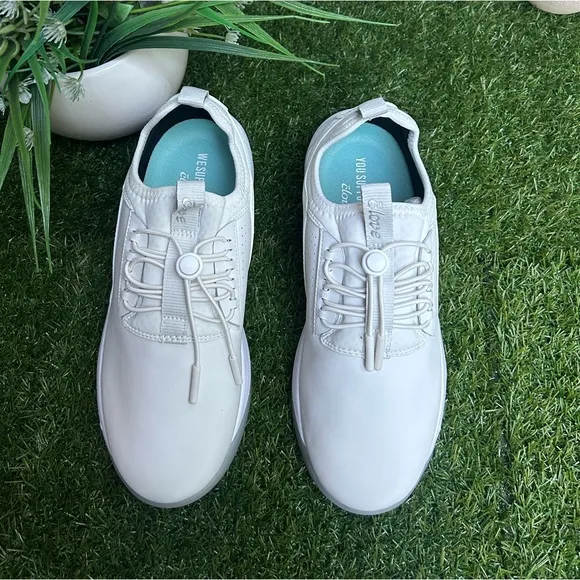 CLOVE NURSE brand  New SHOES SIZE women  7.5 White New