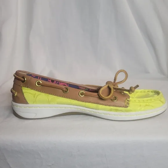 Coach Richelle Lime Boat Shoe Loafers Size 9