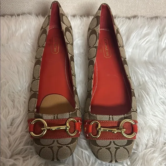 Coach Women's Tan and Red Loafers