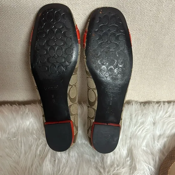Coach Women's Tan and Red Loafers