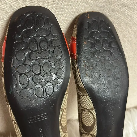 Coach Women's Tan and Red Loafers