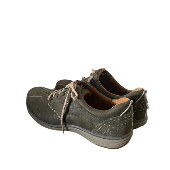 COBB HILL by New Balance Women Shoes Size 10M