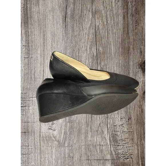 Cole Haan black wedge soft side women’s shoes. Size 10