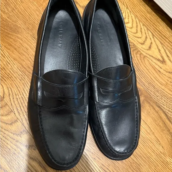 Cole Haan Men's Black Leather Loafers size 11