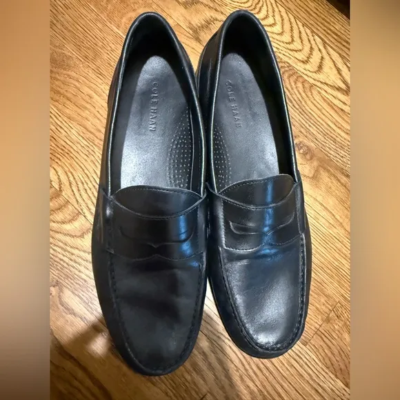 Cole Haan Men's Black Leather Loafers size 11
