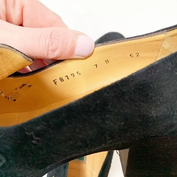 Cole Haan Black Suede Leather Gold Buckle Heeled Loafer Made in Italy Women’s 7B