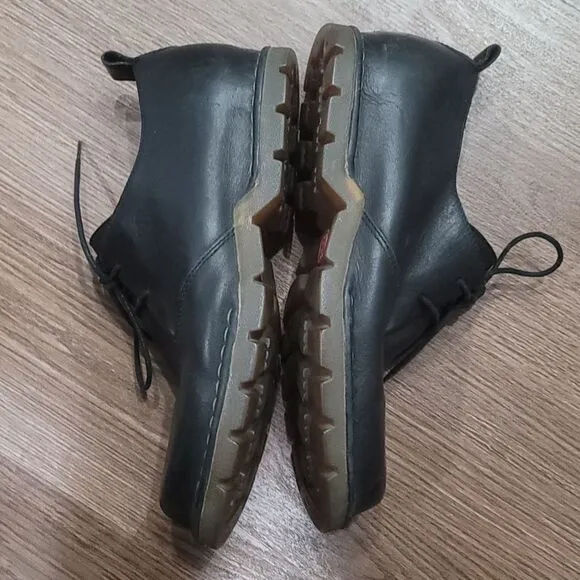 Cole haan County shoes 10. 5