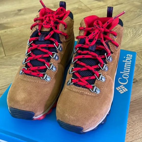Columbia Youth Newton Ridge Suede boots