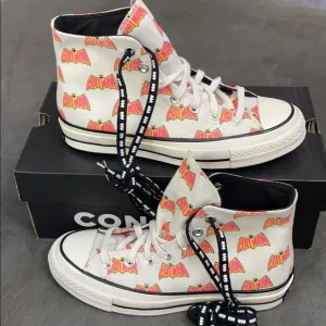 Converse Chuck Taylor HI shoes women