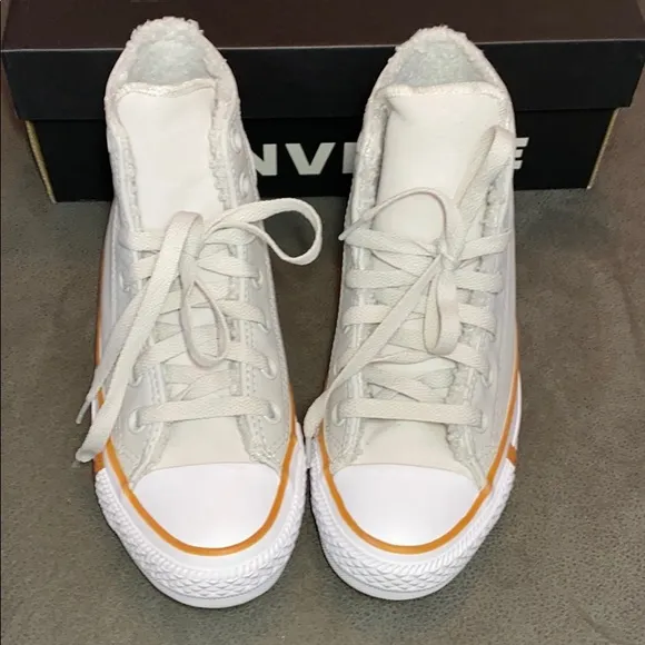 Converse CTAS HI shoes women
