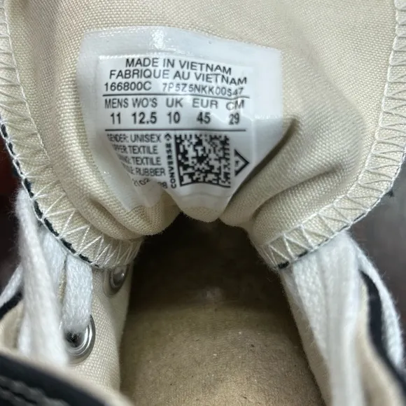 Converse Run Star Hike Hi Black White Gum Shoes