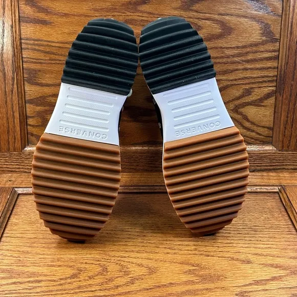 Converse Run Star Hike Hi Black White Gum Shoes