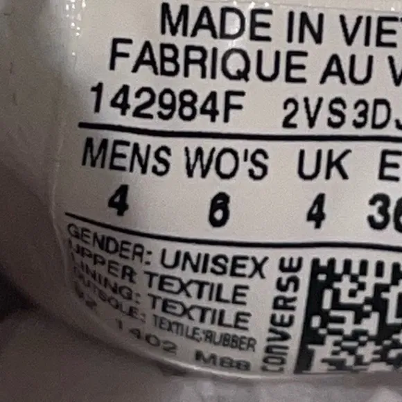 Converse Women Shoes Size 6