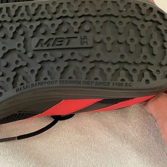 COPY - MBT FLAME RARE RED/BLACK PHYSIOLOGICAL ROCKER SHOES SIZE 10 WORN ONCE