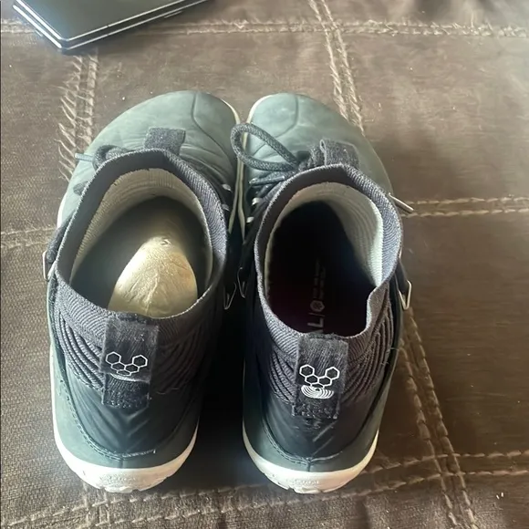 COPY - Vivo barefoot magna FG black sneakers