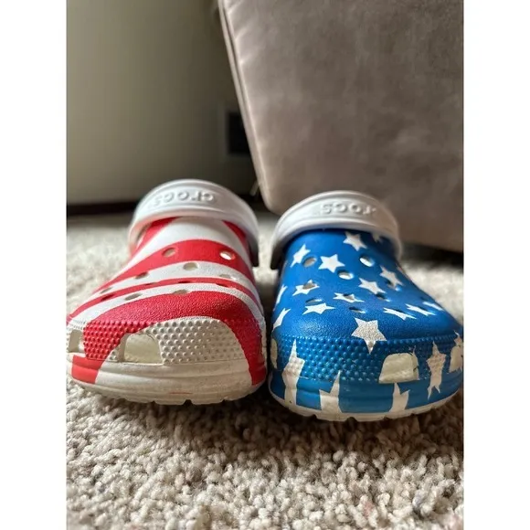 Crocs Clogs Patriotic Stars Stripes Shoes USA Slip On Comfort Size Men 7 Woman 9