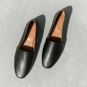 CUERO &amp; MOR Womens Luxury Soft Calfskin Leather Slip on Flats shoes sz 37 US 6