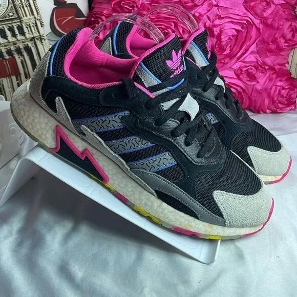 (D) Adidas Originals Tresc Run shoes for men, size 10.5