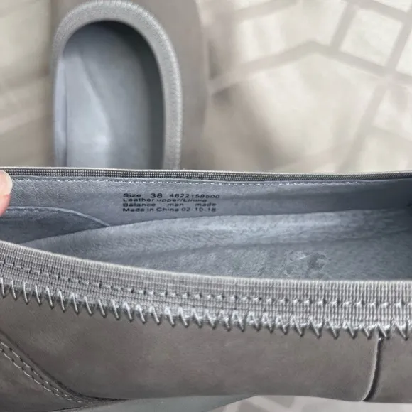 Dansko Kristen Slip on Comfort Shoes in Taupe Size 38 or 7.5-8 US