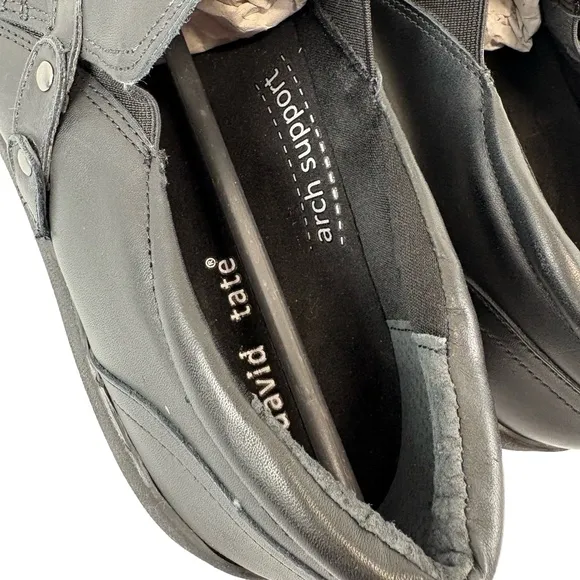 David Tate Womens 12M Scoop Slip-On Black Leather Comfort Shoes