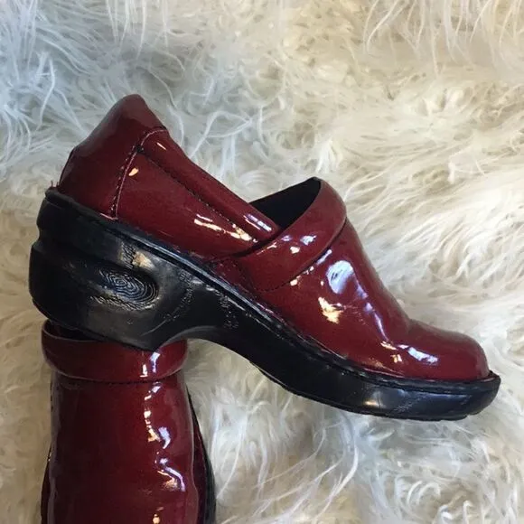 Deep red clog type shoes in size 6 NWOT