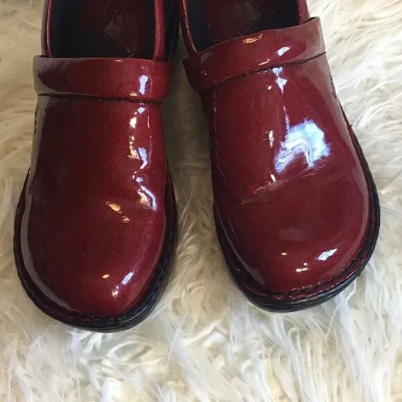 Deep red clog type shoes in size 6 NWOT