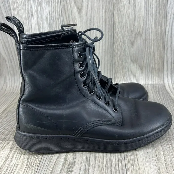 Doc Martins airwair soft soles style Newton