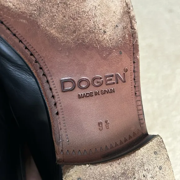 Dogen black leather wingtipped oxford shoes 9.5