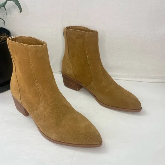 Dolce Vita‎ Acela Women's Caramel Suede AnkleBootie Shoe Size 6