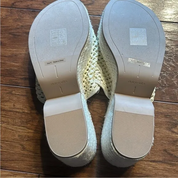 Dolce Vita Ladin platform heels NWT