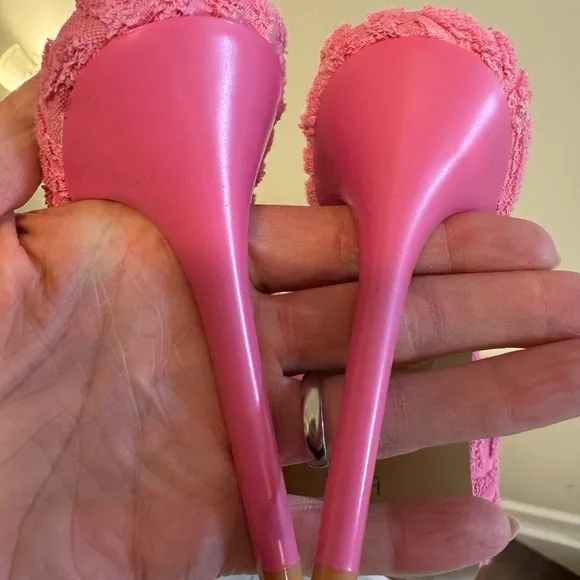 Dolls Kill Lady Go Diva PINK TERRY CLOTH HEELS STILETTOS SANDALS 7 NEW