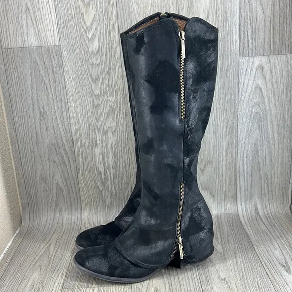 Donald J. Pliner Devi Tall Black Suede Double Zipper Boots