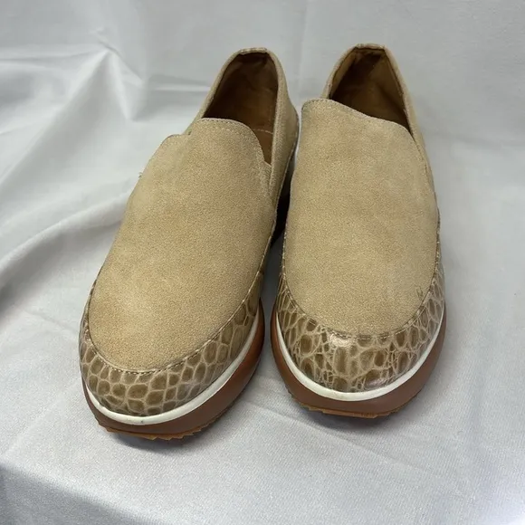 Donald J. Pliner leather Lizzee slide on sneaker shoes size 8